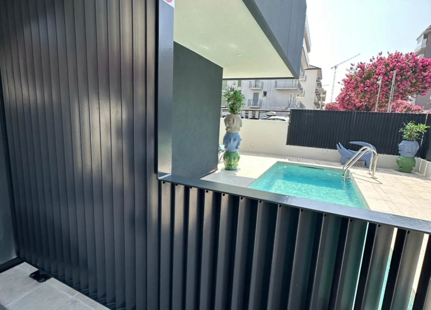 Beach Palace With Small Swimming Pool, Private Beach, Parking Lido di Jesolo Włochy